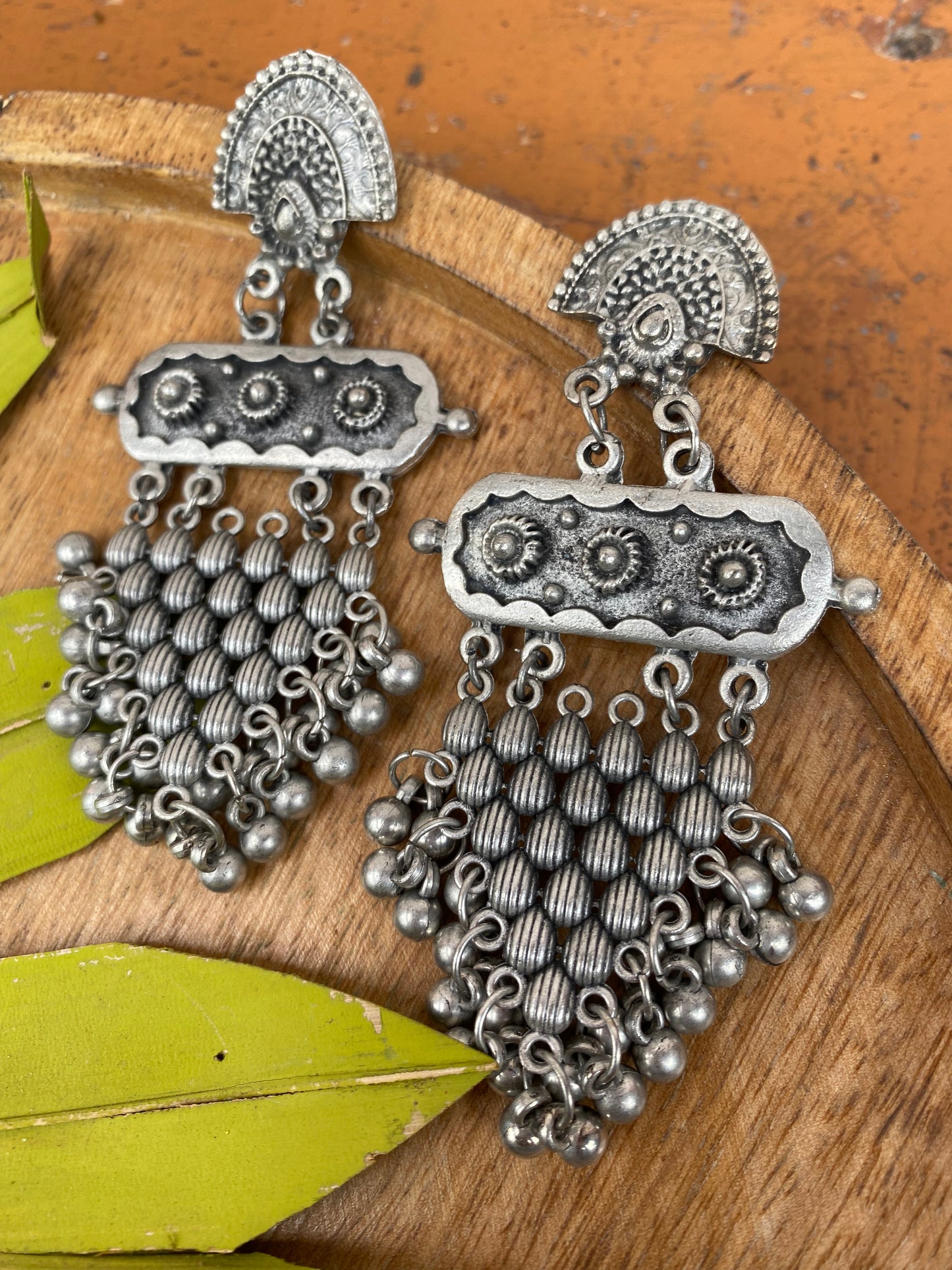 Priyatama Danglers
