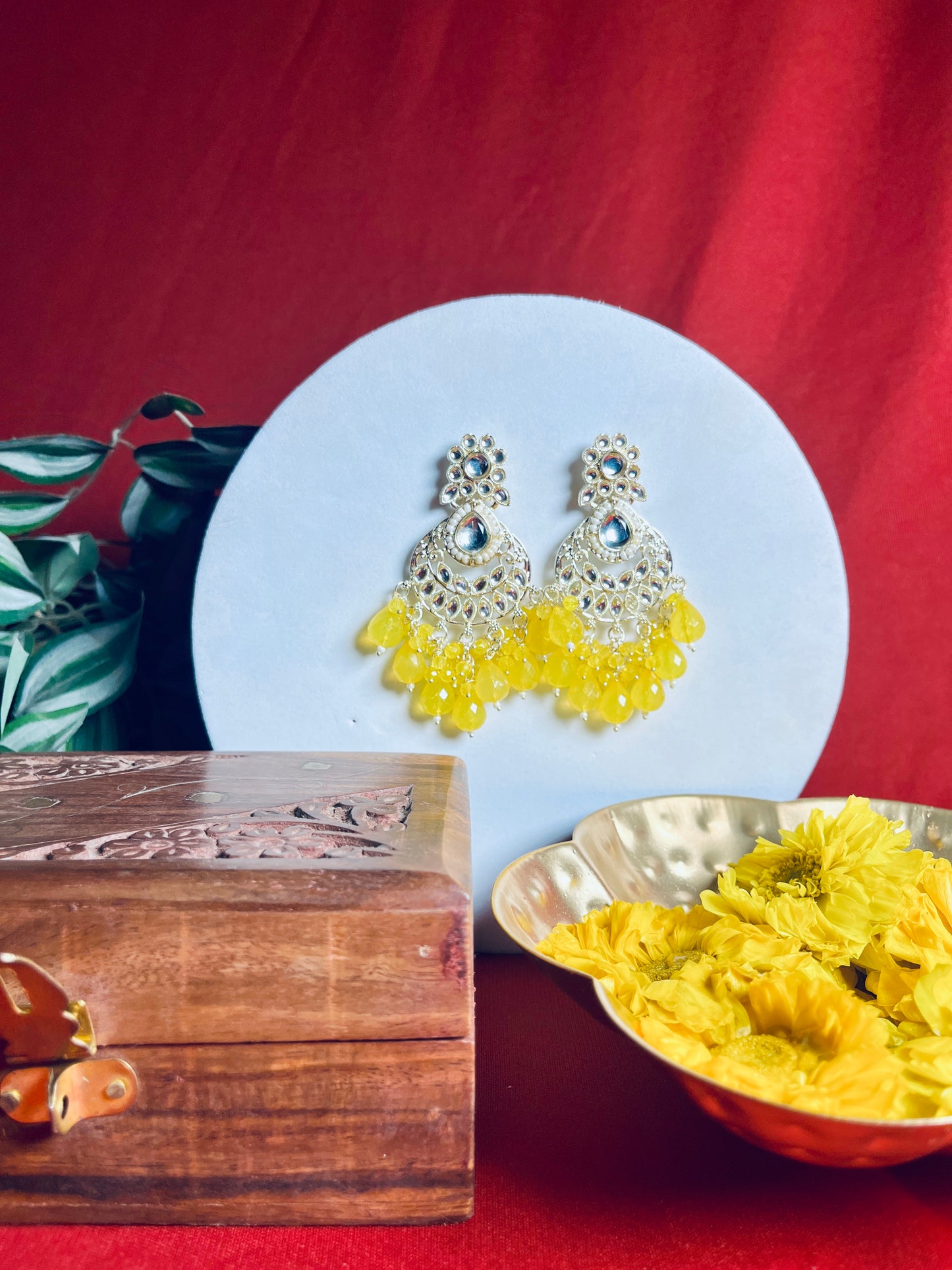 Amaltas floral danglers