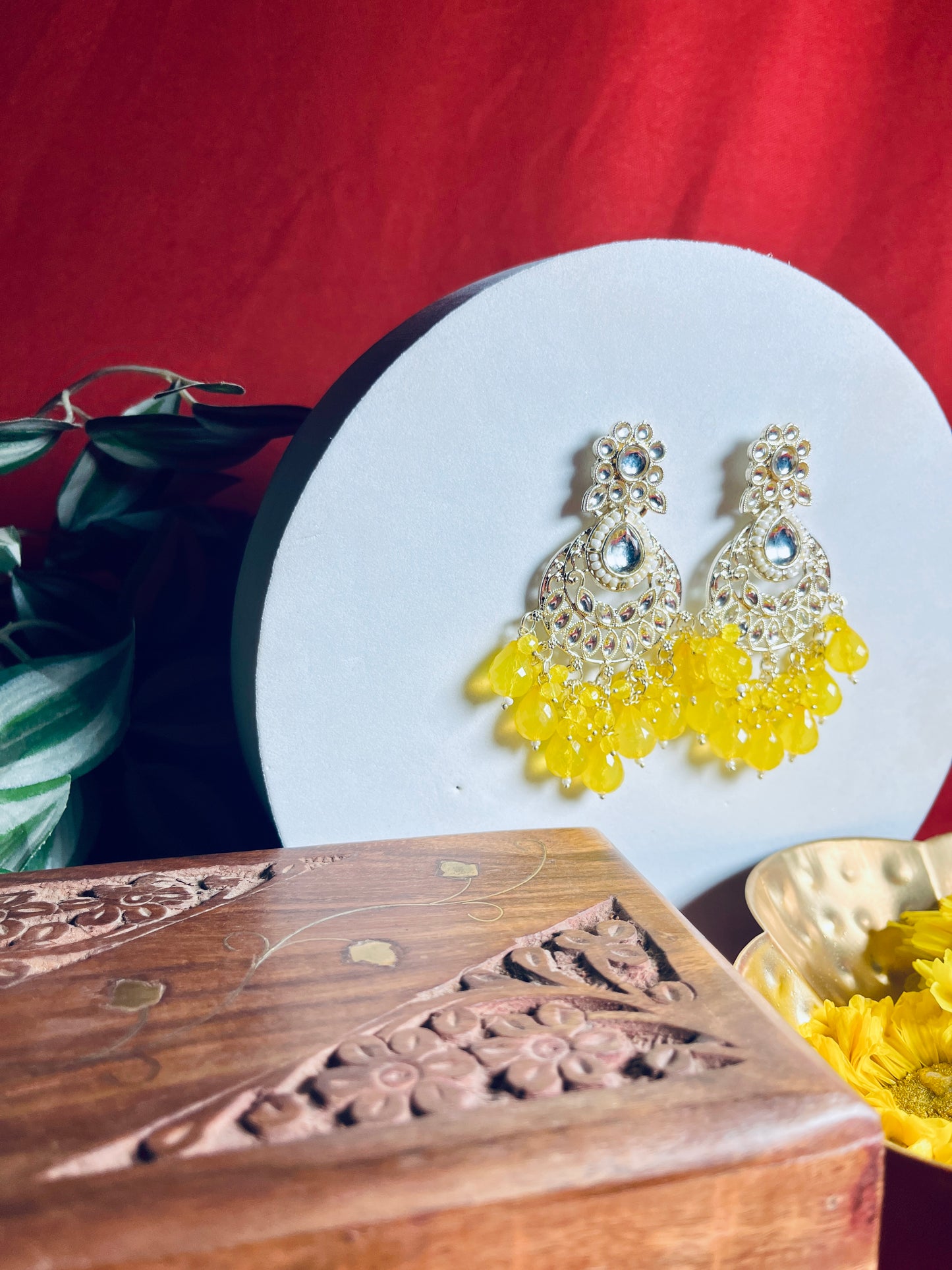 Amaltas floral danglers