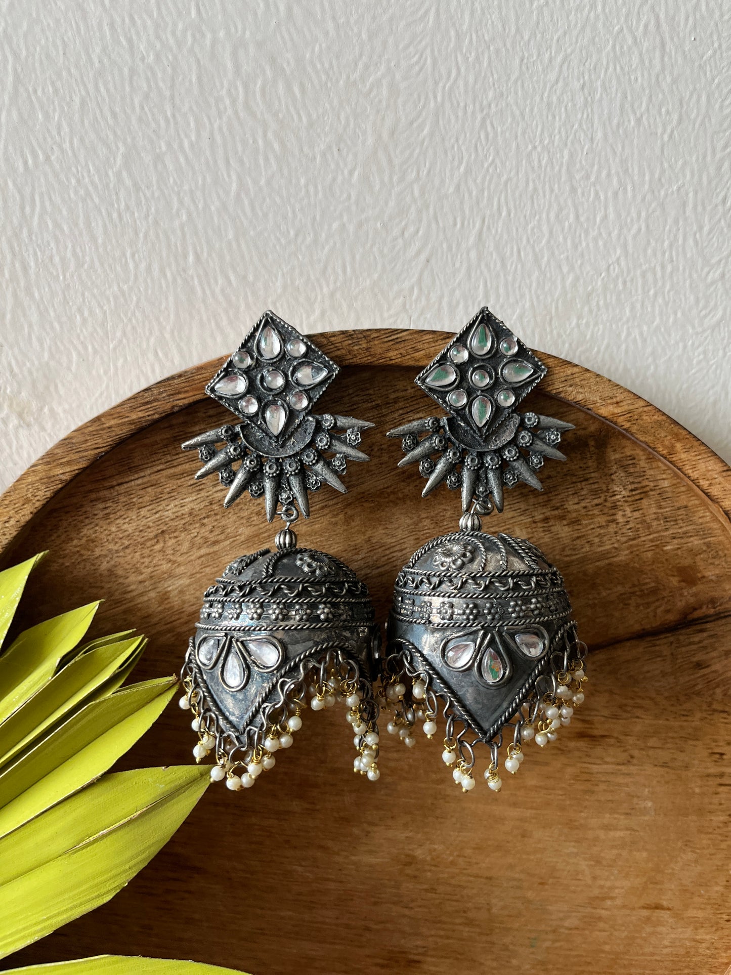 Tissha Jhumka