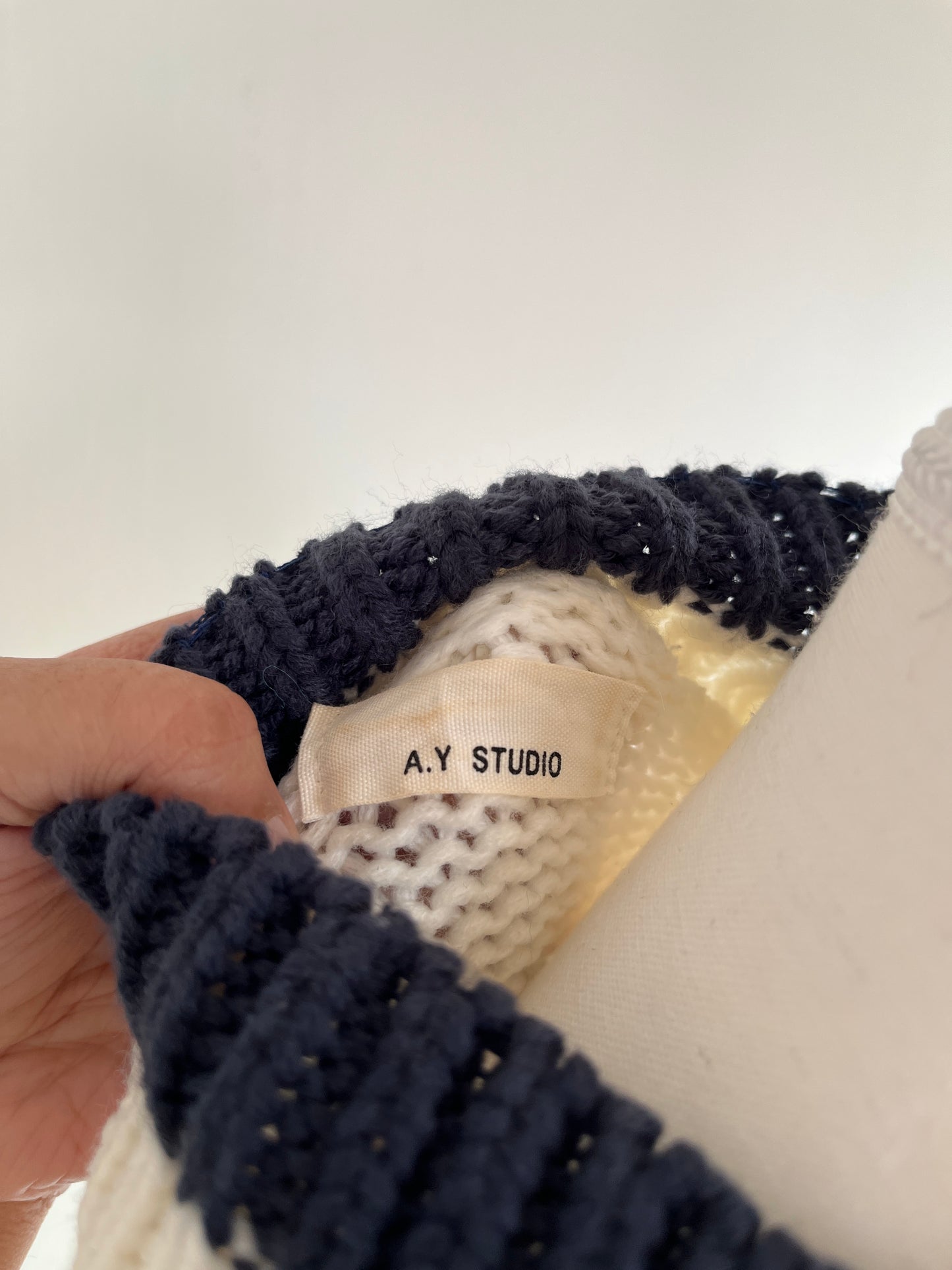 Contrast Collar Knit