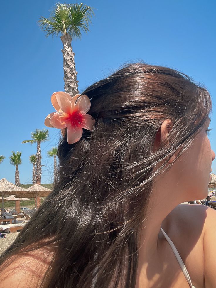 Enchanting Flower Claw Clip (Large)
