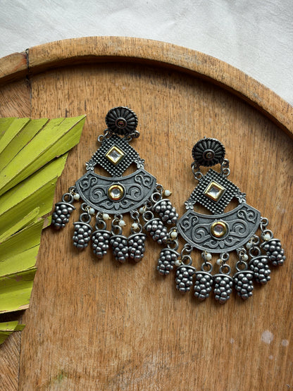 Snigdha Danglers