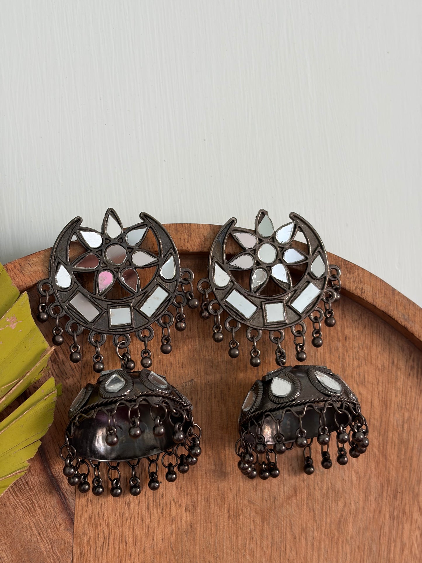 Sakshi mirror Jhumkas