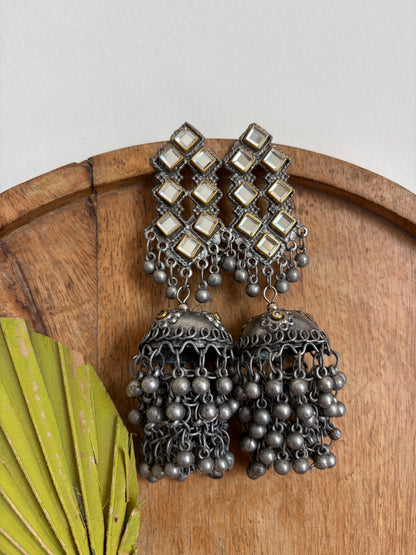 Sriya Jhumka