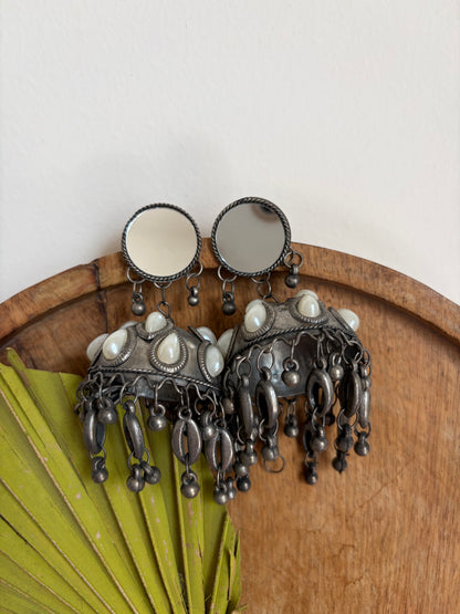 Satiksha Mirror Jhumka